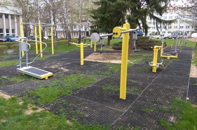 Siłownia na świeżym powietrzu - Zalesie